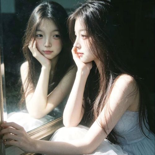 新人坦然的美女聊天室