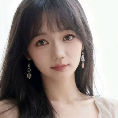 新人嗯嗯～的美女聊天室