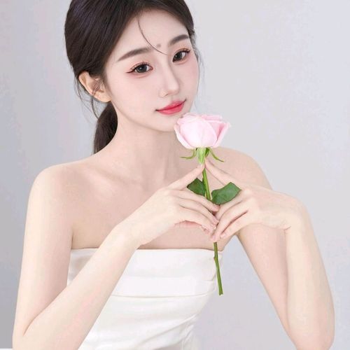 瓜瓜吖♓️的美女聊天室
