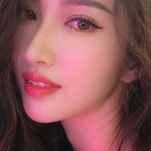 新人秀秀的美女聊天室