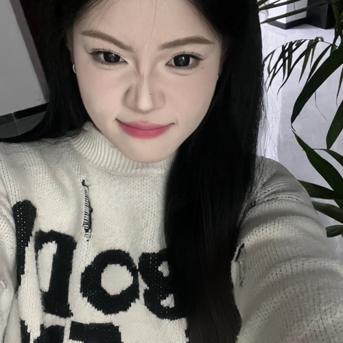阿Q.的美女聊天室