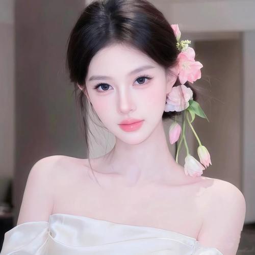 鹿早早新人第一天的美女聊天室