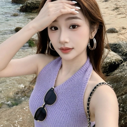 小c、万事胜意的美女聊天室