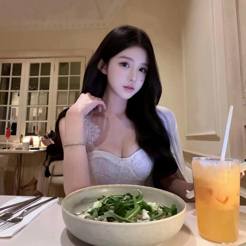 香芋妹妹的美女聊天室