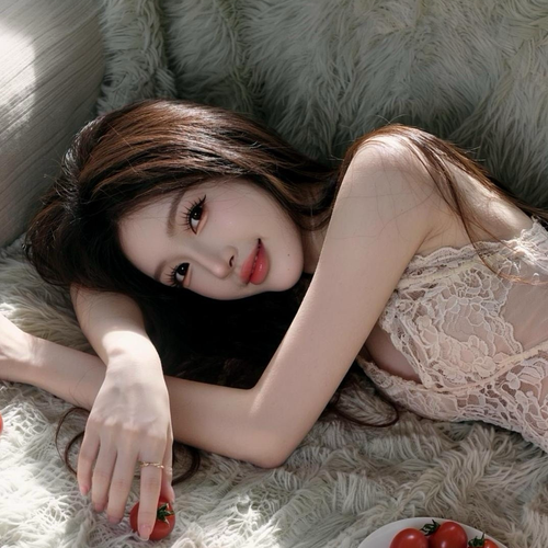李音爱唱歌好看