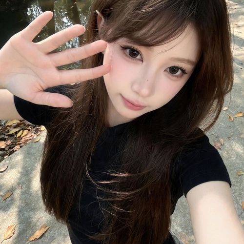 苏糯糯的美女聊天室
