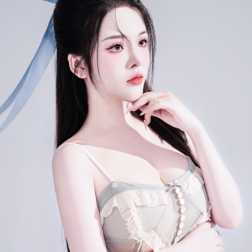 黎黎乖的美女聊天室