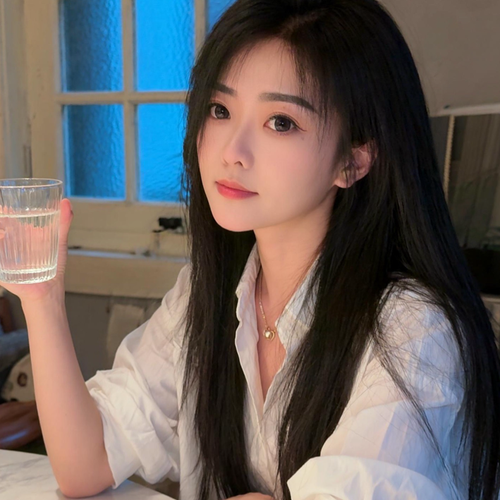 ·苏三，新人第一天的美女聊天室