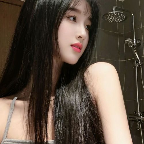 新人晚晚（热舞版）的美女聊天室