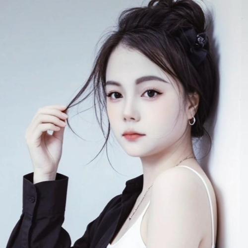 江苏巧儿～（无助）的美女聊天室