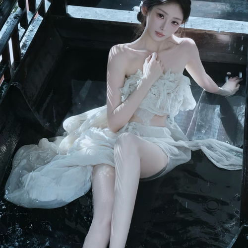 蜜糖~来钱来钱的美女聊天室