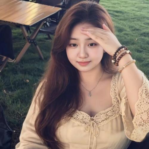 小绿.的美女聊天室