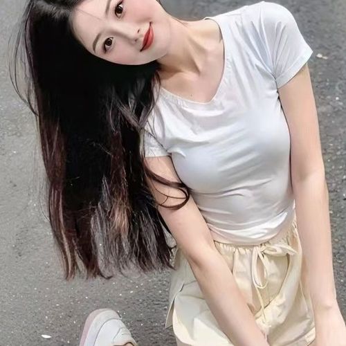 新人是小阮呀的美女聊天室