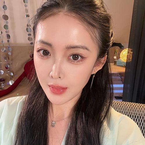 许星禾的美女聊天室