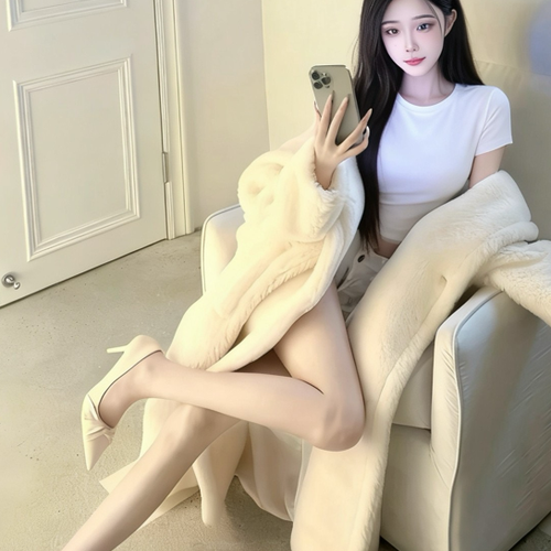 阿琪-活了的美女聊天室