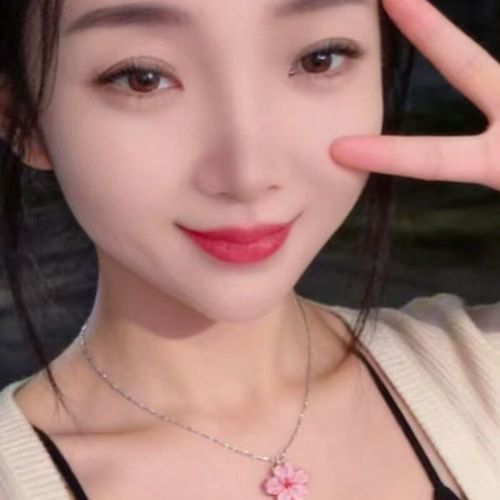新人.九月的美女聊天室