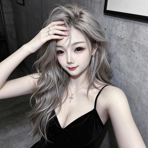新人钱兜兜的美女聊天室