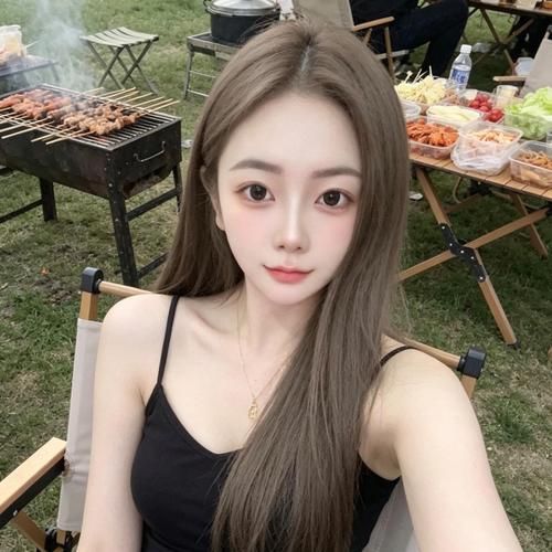李小曼唱歌回来啦