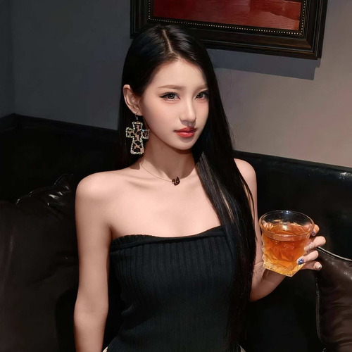 怡宝来财（下午播）的美女聊天室