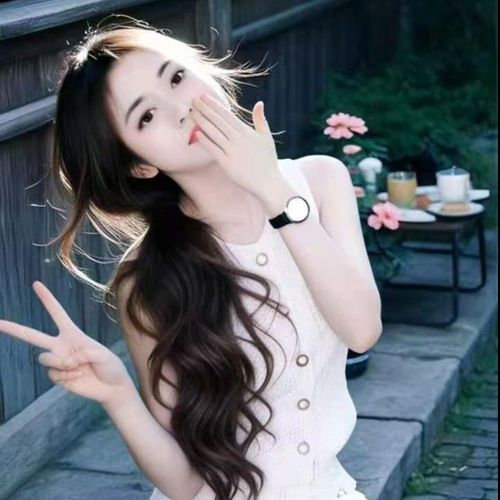 汐汐没人管的美女聊天室