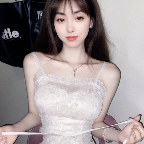 今笙❤️念安生病不定时开播的美女聊天室