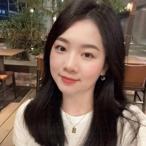仟羽向日葵（新人）的美女聊天室
