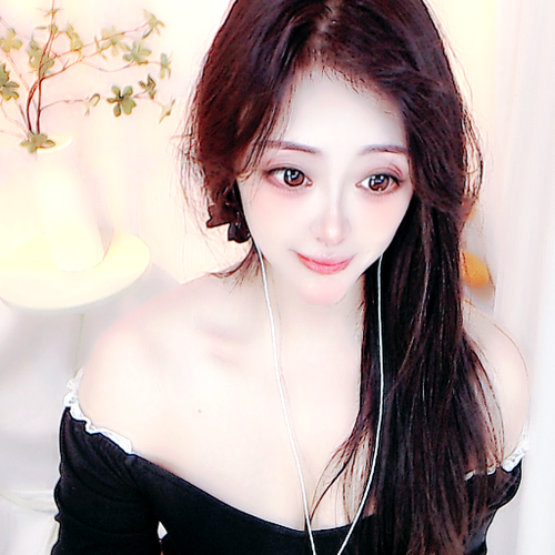 伊小宝的美女聊天室