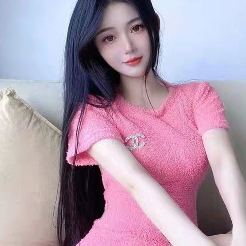 呈玥玥、