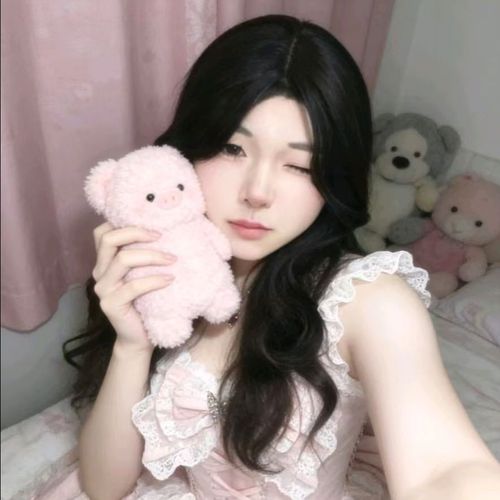 M、番番女团的美女聊天室