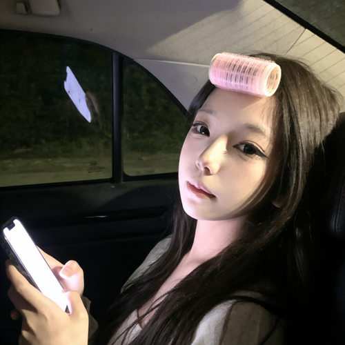 M、林林女团的美女聊天室