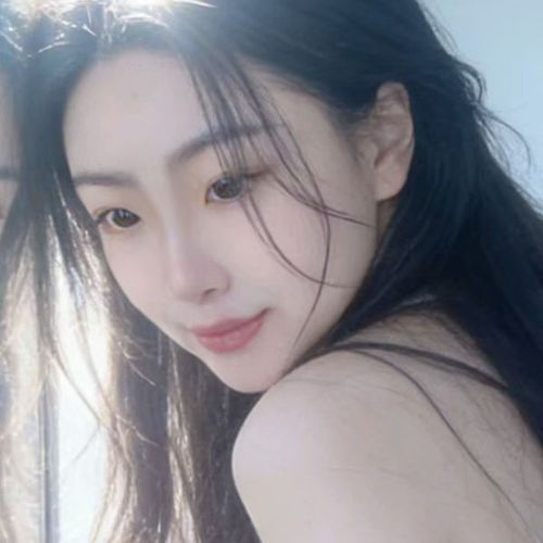 伊伊呀♥的美女聊天室